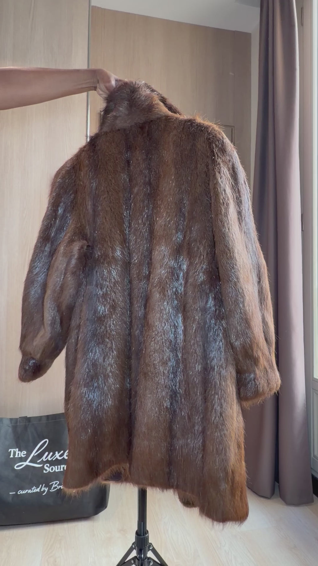 Vintage Nutria Fur Coat – Large - 049