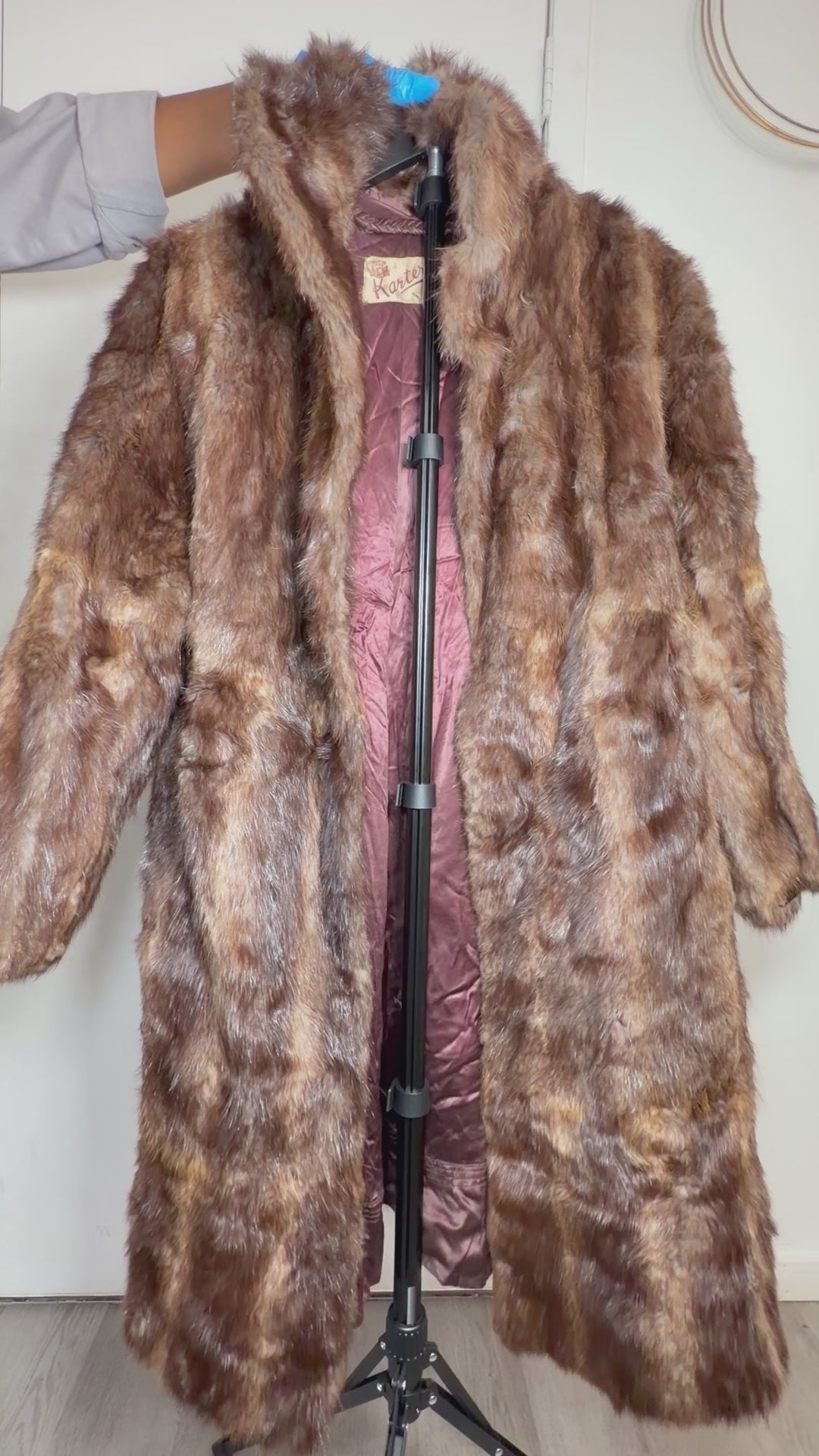 Vintage Brown Muskrat Fur - Medium 047