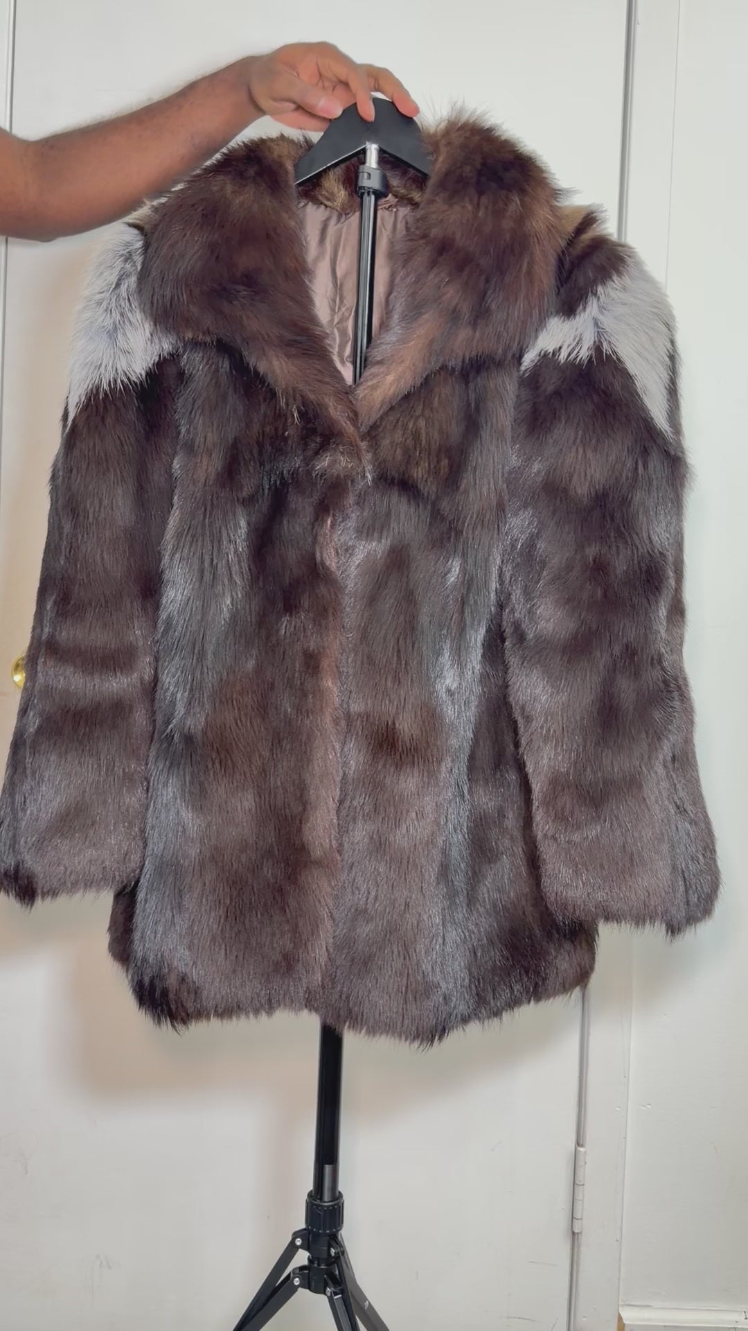 Vintage Silver Fox Fur Coat (Natural Brown) – Large / XL 011