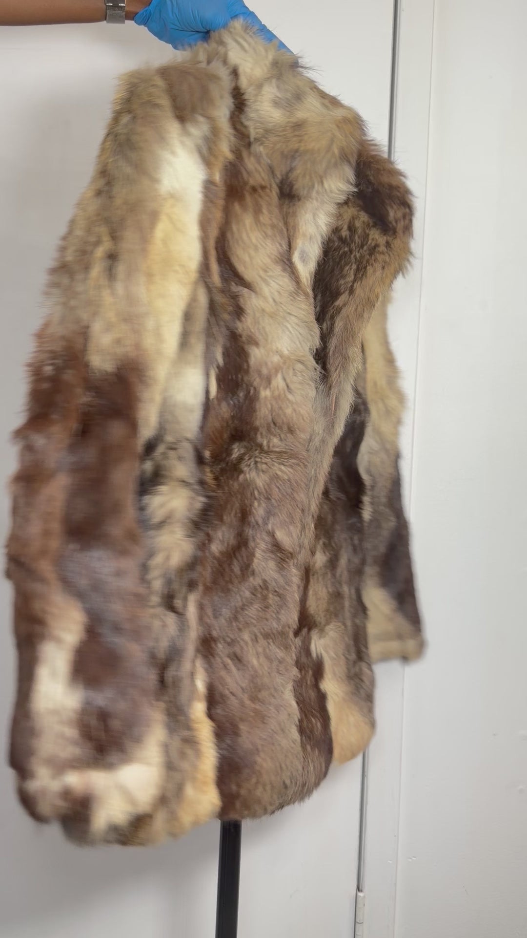 Vintage Natural Rabbit Fur Coat – Medium/Large 030