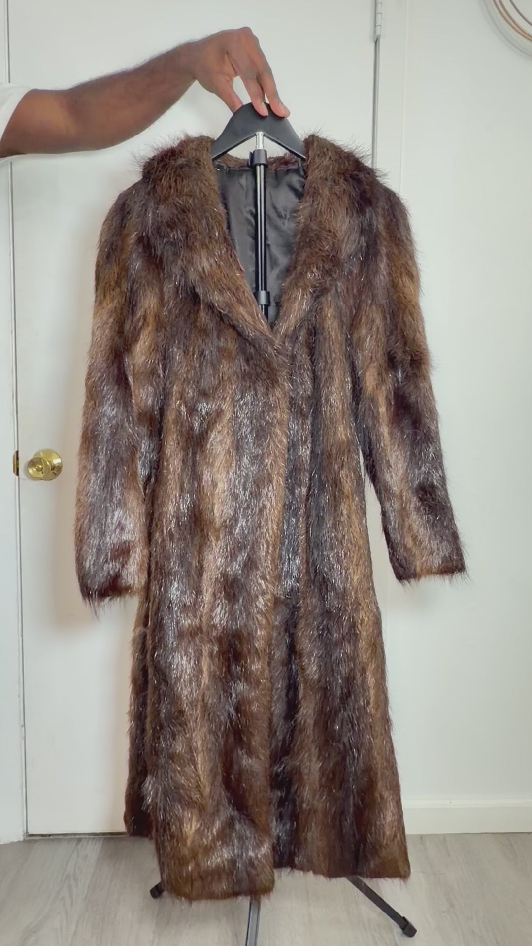 Vintage Beaver Fur Coat (Natural Brown) – Medium 005