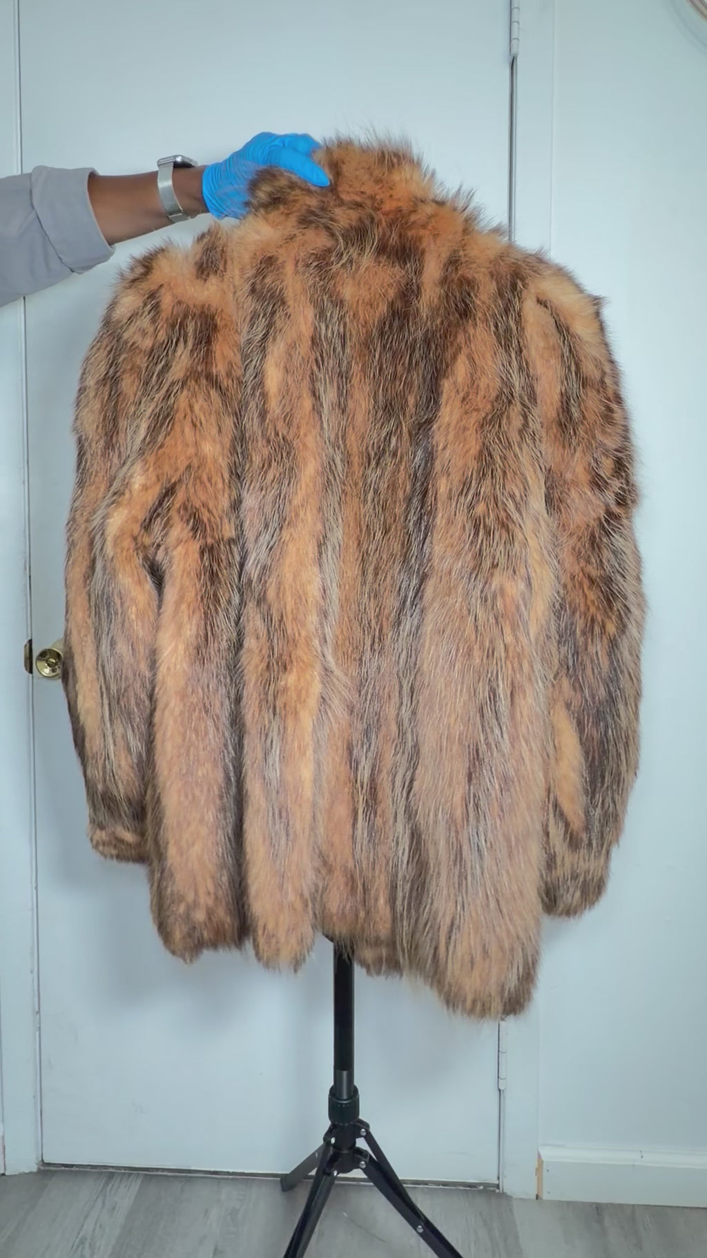 Vintage Golden Brown Raccoon Fur Coat – Large 038