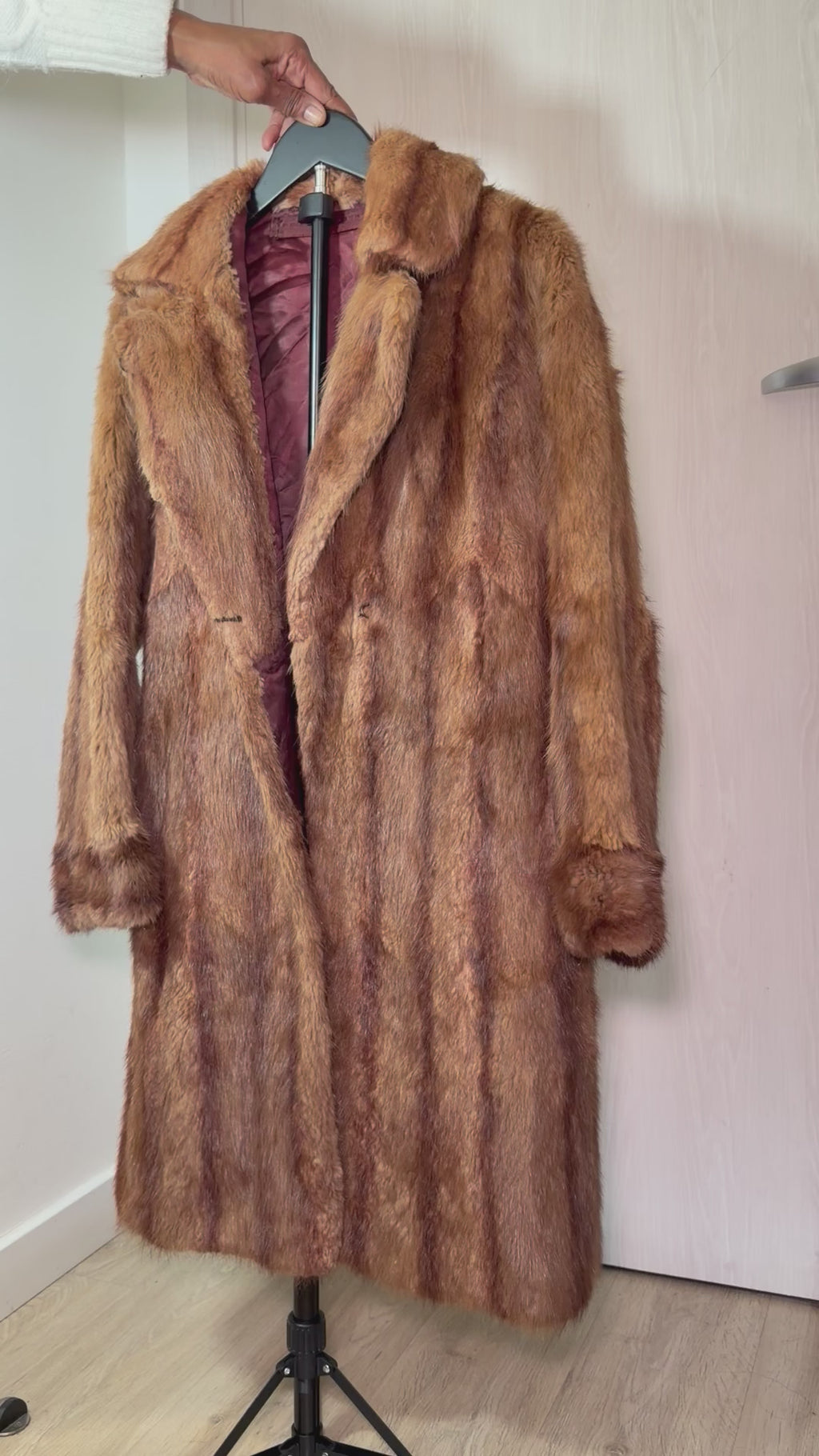 Vintage Mink Fur Coat – Mahogany / Autumn Brown (Large)
