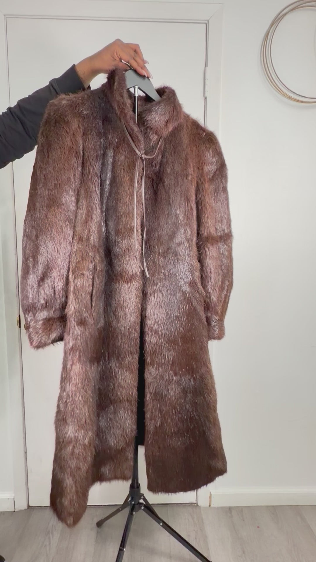 Vintage Sheared Beaver Fur Coat – Rich Chocolate Brown (Medium)