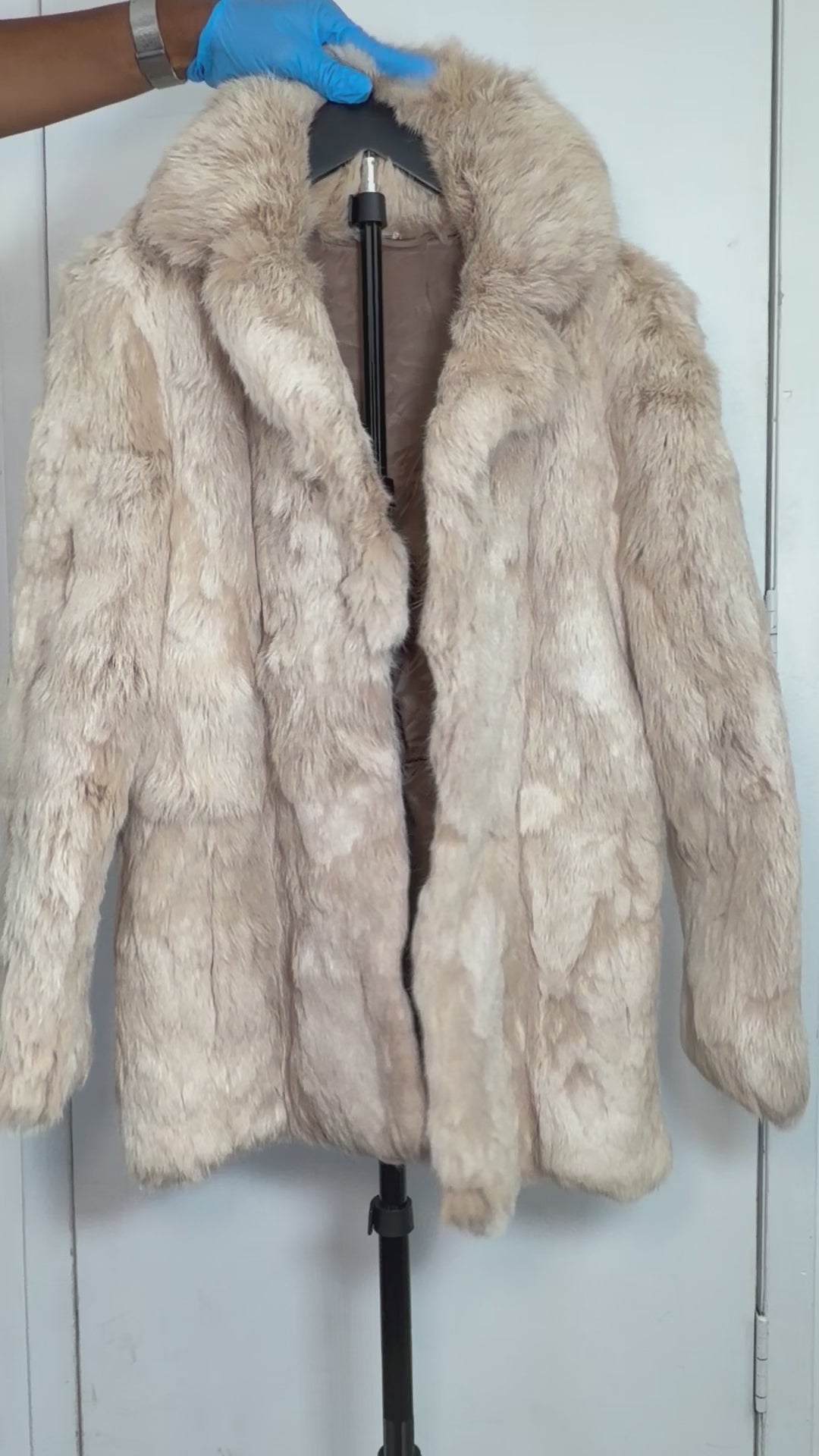 Vintage Cream Rabbit Fur Coat – Medium 027