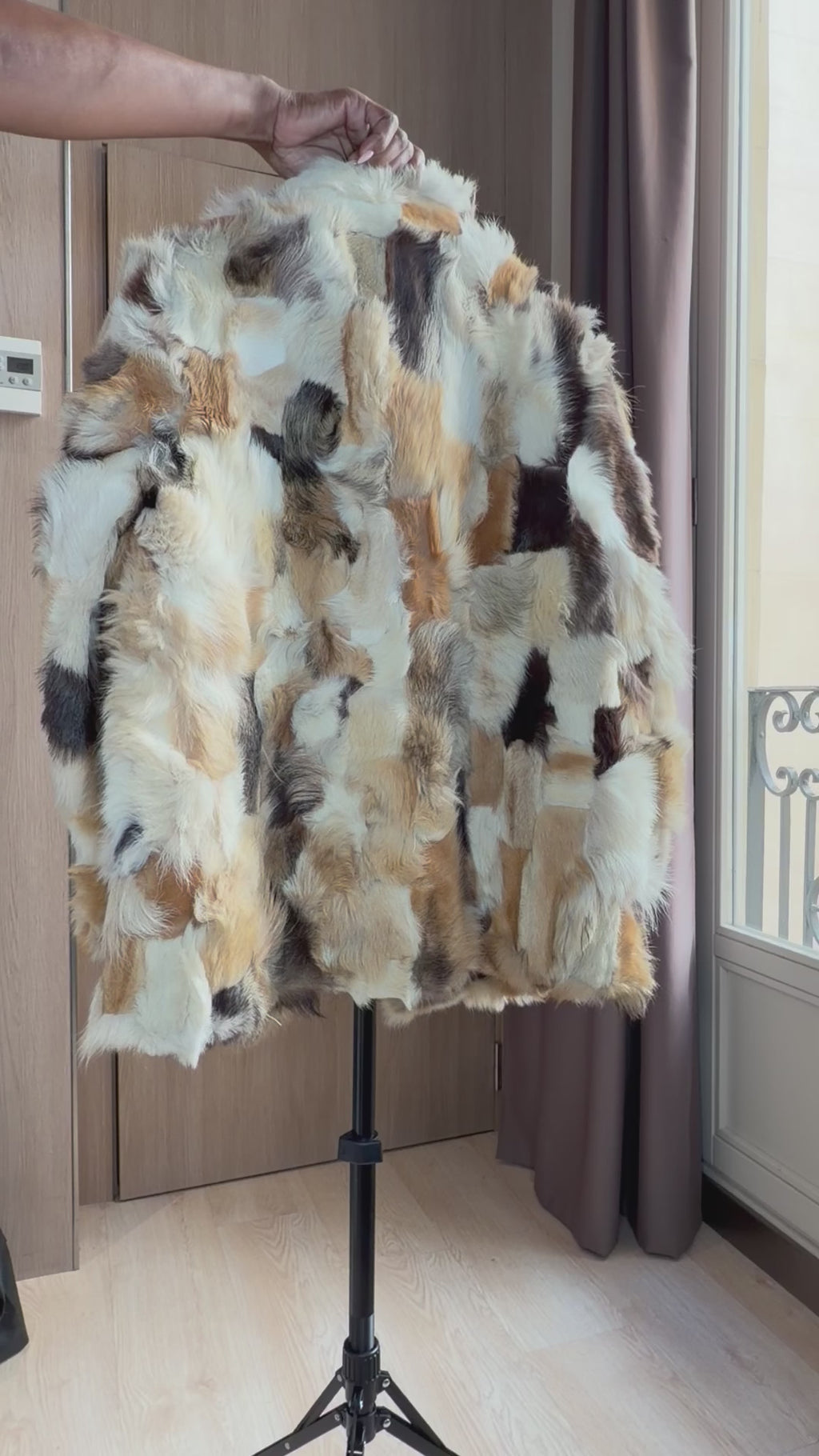 Vintage Patchwork Fur Coat – Medium -039