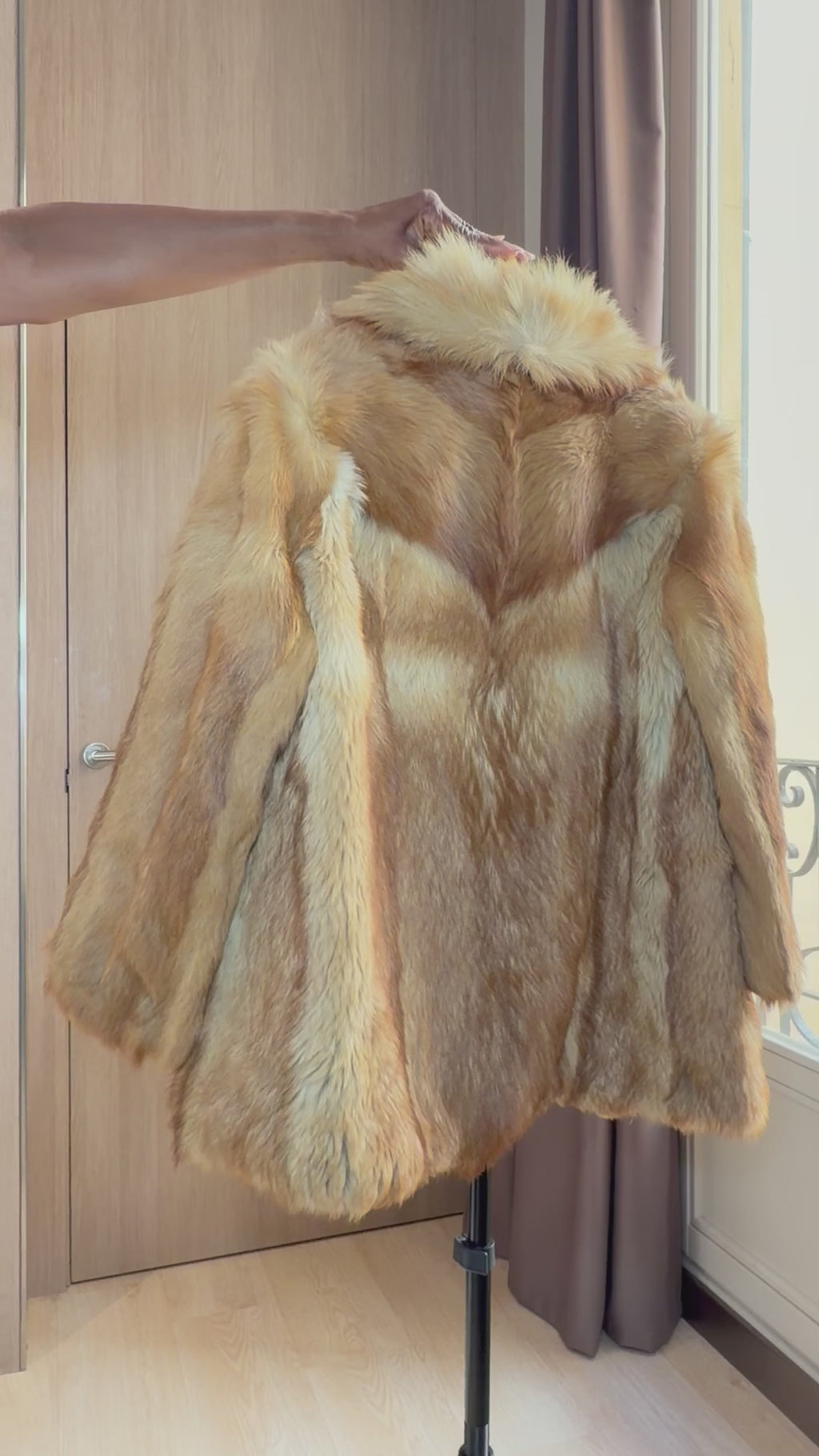 Vintage Golden Fox Fur Coat – S - 022